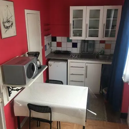 Le Studio Au Centre De Daire *